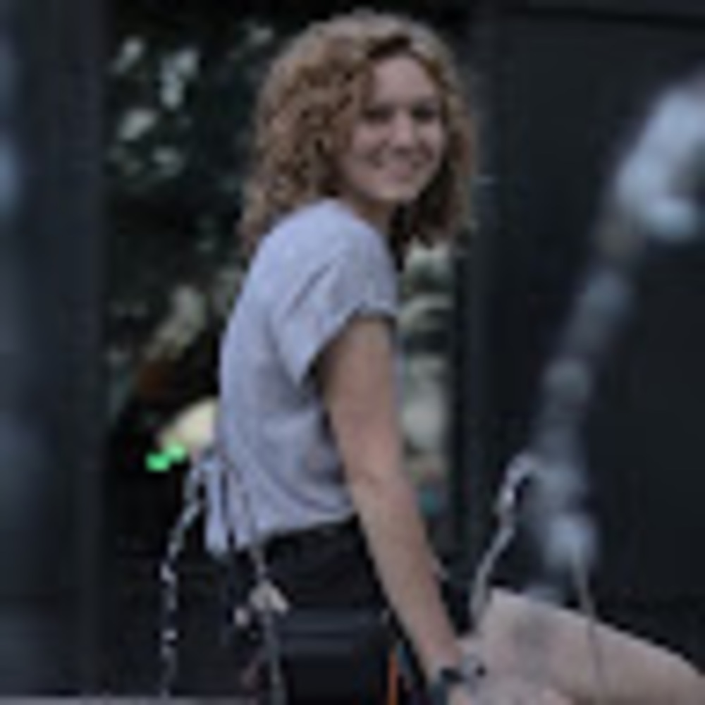 Meet your Posher, Jade